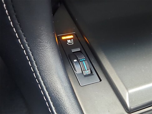 Used 2023 Lexus GX 460 image 22