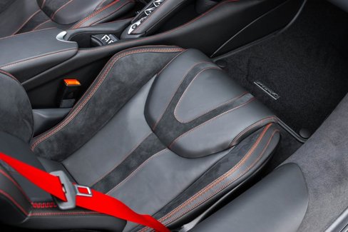 New 2025 McLaren 750S Spider image 55