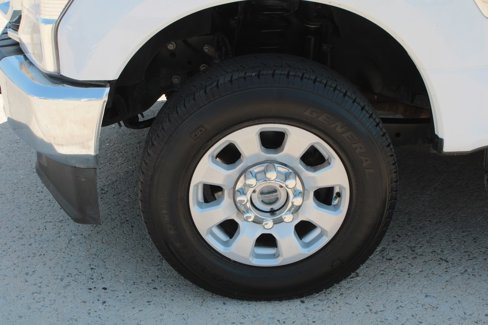 Used 2021 Ford F250 XL w/ STX Appearance Package image 2