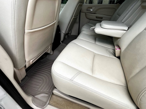 Used 2007 Cadillac Escalade EXT w/ Information Package image 43