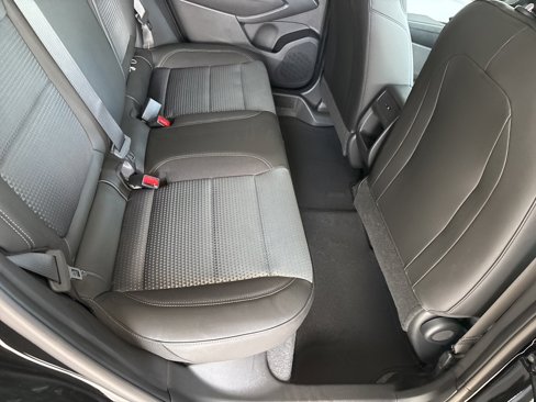 New 2025 Chevrolet Trax LT w/ Sunroof Package image 27