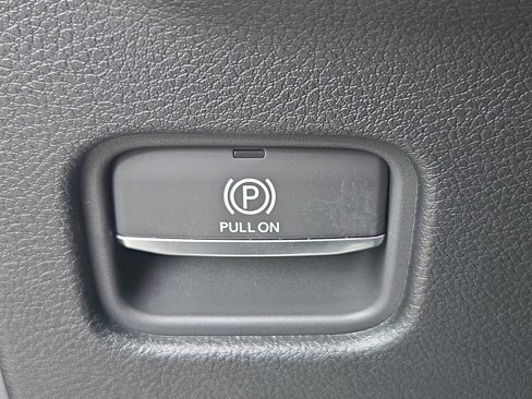 New 2025 Jeep Grand Cherokee L Altitude image 51