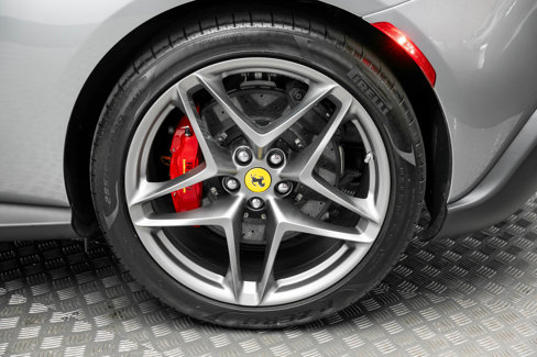 Certified 2024 Ferrari Roma image 37