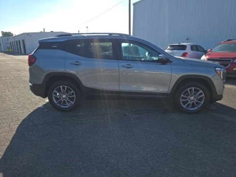 Certified 2024 GMC Terrain SLT image 6