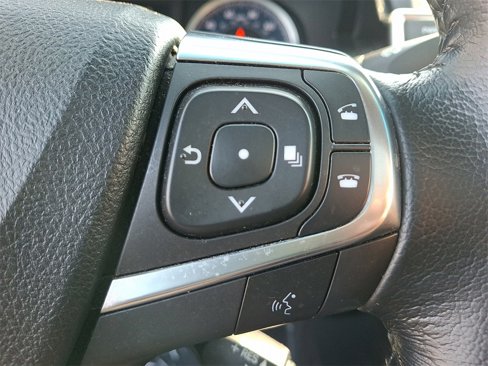 Used 2016 Toyota Camry XLE image 23