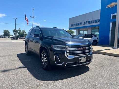 Certified 2023 GMC Acadia SLT image 1