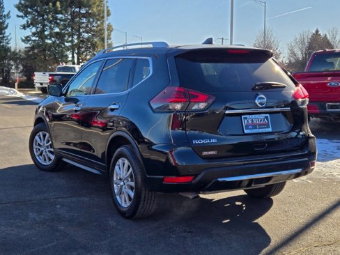 Used 2020 Nissan Rogue SV image 14