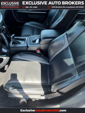 Used 2022 Dodge Charger SXT w/ Leather Interior Group image 17
