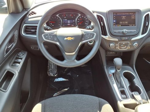 Used 2022 Chevrolet Equinox LT image 3