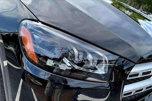 Used 2021 Mercedes-Benz GLS 450 4MATIC image 27