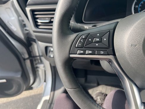 Used 2020 Nissan Leaf SL Plus image 12