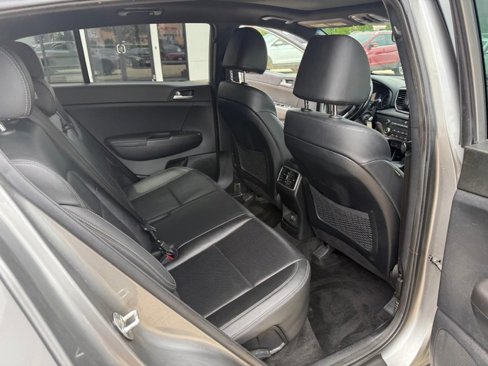 Used 2020 Kia Sportage S w/ S Sunroof Package image 15