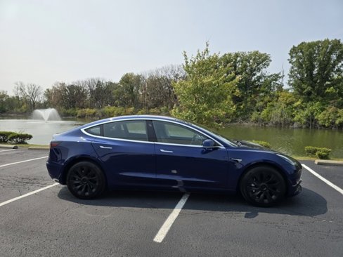 Used 2018 Tesla Model 3 Long Range image 5