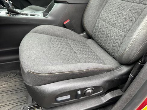 Used 2024 Chevrolet Equinox LT image 15
