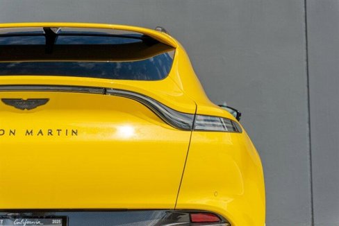 Used 2021 Aston Martin DBX image 42