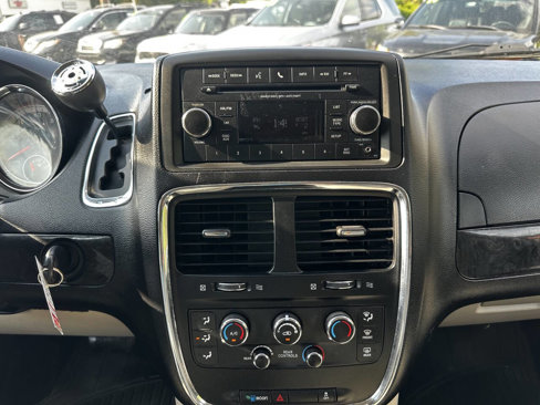 Used 2014 Dodge Grand Caravan SE w/ Quick Order Package 29E SE image 30