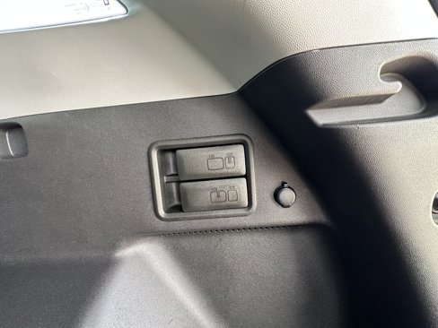 Used 2021 GMC Terrain SLE w/ Driver Convenience Package image 36