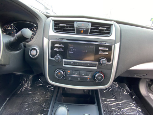 Used 2017 Nissan Altima 2.5 SR image 33