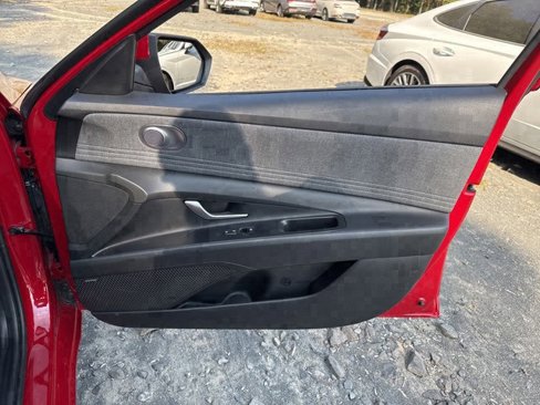 Certified 2023 Hyundai Elantra Limited image 14
