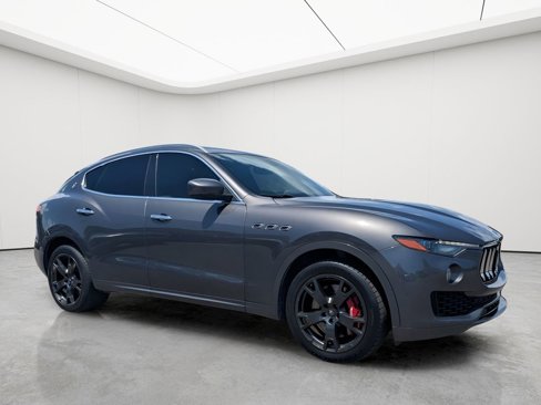 Used 2019 Maserati Levante S image 1