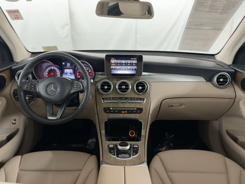 Used 2019 Mercedes-Benz GLC 300 image 16