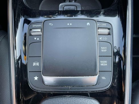 Used 2021 Mercedes-Benz GLA 250 image 21