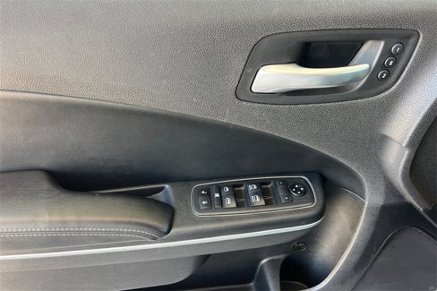Used 2021 Dodge Charger SXT w/ Leather Interior Group image 15