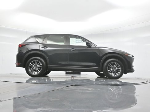Used 2017 MAZDA CX-5 Sport image 4