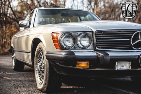 Used 1985 Mercedes-Benz 380 SL image 11