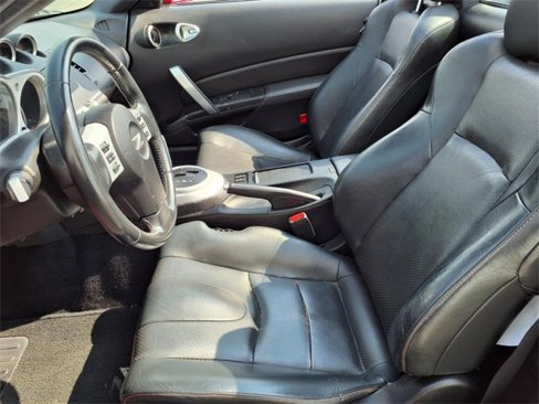 Used 2006 Nissan 350Z Touring image 11