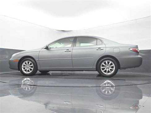 Used 2004 Lexus ES 330 image 9