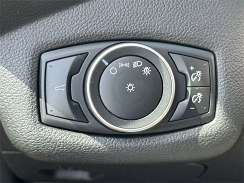Used 2018 Ford Escape S image 18