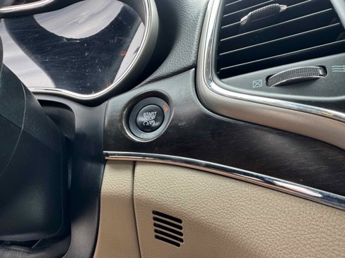 Used 2014 Jeep Grand Cherokee Limited image 26