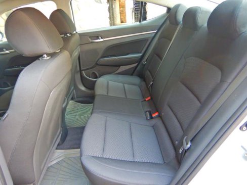 Used 2019 Hyundai Elantra SEL image 18