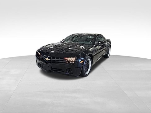 Used 2011 Chevrolet Camaro LS image 4