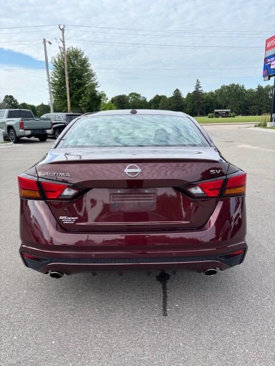 Used 2024 Nissan Altima 2.5 SV w/ SV Premium Package image 7