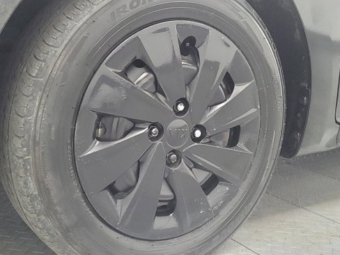 Used 2018 Kia Rio LX image 31