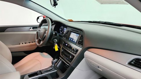 Used 2017 Hyundai Sonata SE w/ Cargo Package image 9