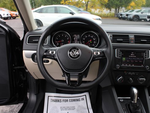 Used 2018 Volkswagen Jetta SE image 10