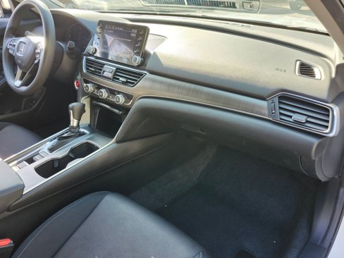 Certified 2022 Honda Accord LX image 16