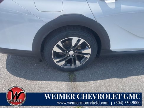 Used 2018 Buick Regal Essence w/ Driver Confidence Package #1 image 39
