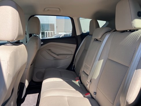 Used 2017 Ford Escape SE w/ Equipment Group 201A image 30