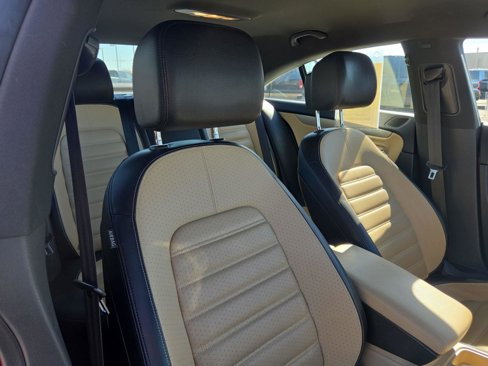 Used 2014 Volkswagen CC Sport image 29