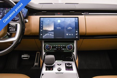 Used 2023 Land Rover Range Rover Long Wheelbase SE image 41