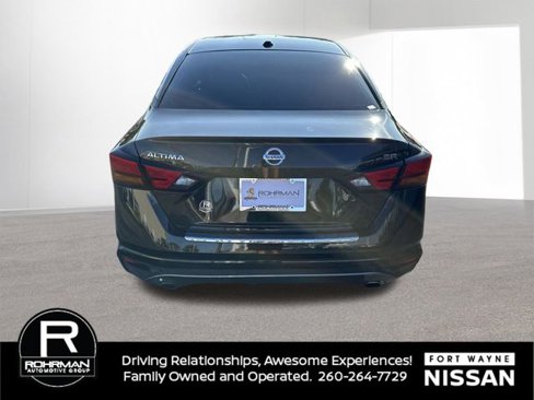 Certified 2022 Nissan Altima 2.5 SR image 5