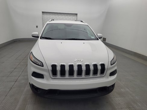 Used 2018 Jeep Cherokee Latitude image 14