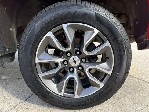 Used 2022 Chevrolet Silverado 1500 RST w/ Convenience Package II image 3
