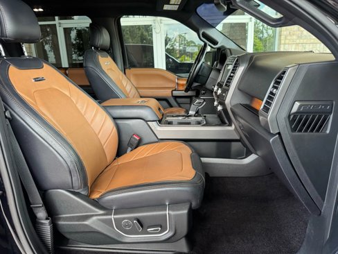 Used 2017 Ford F150 Limited image 28