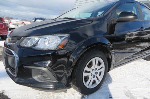 Used 2017 Chevrolet Sonic LS image 33