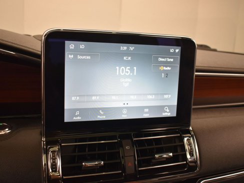 Used 2020 Lincoln Navigator Reserve w/ Luxury Package image 24